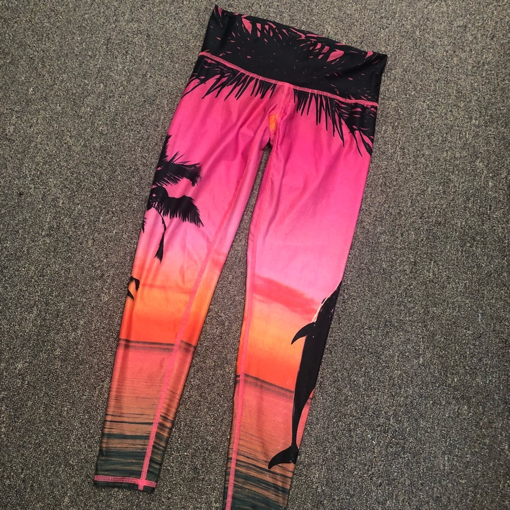 Teeki Love The Adventure hot pant.